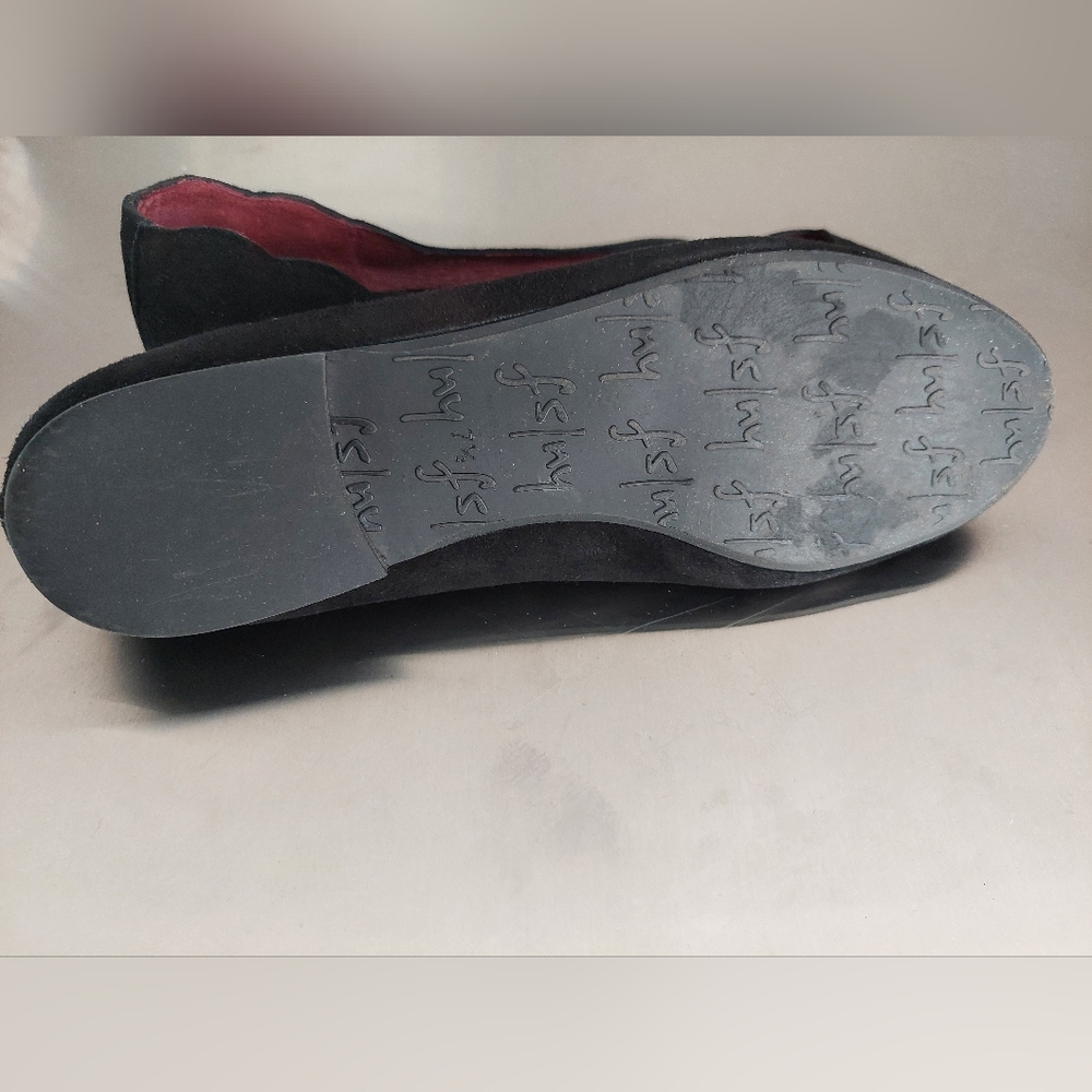 Shoes - Picture 3 of 3